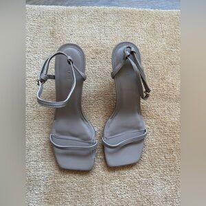 NWOT ANINE BING Invisible Sandals